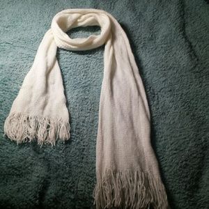 CREAM COLORED SCARF